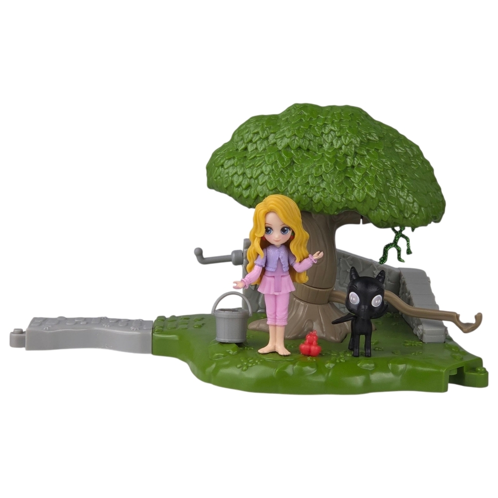 Harry Potter Wizarding World Magical Minis Playset Luna & Flying Baby Thestral